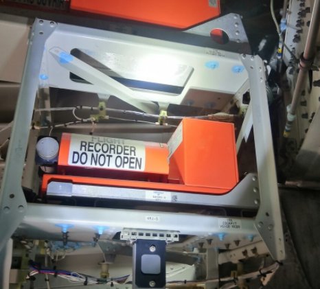 两部黑匣子外部损坏程度差不多，被修复好的概率有多大？