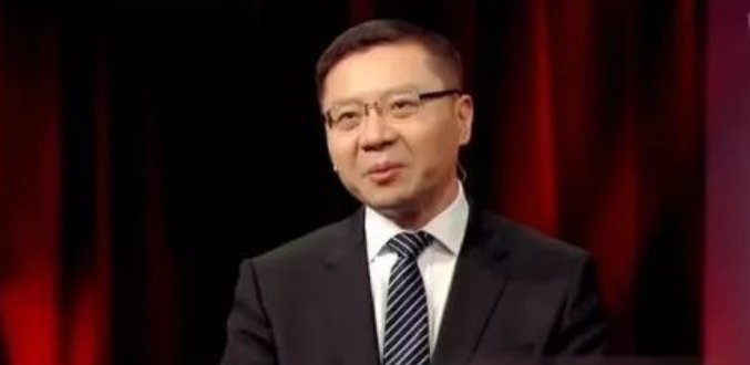 为什么现在很多人质疑张维为?