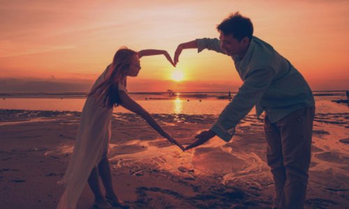 为什么男生突然会对我开放朋友圈？