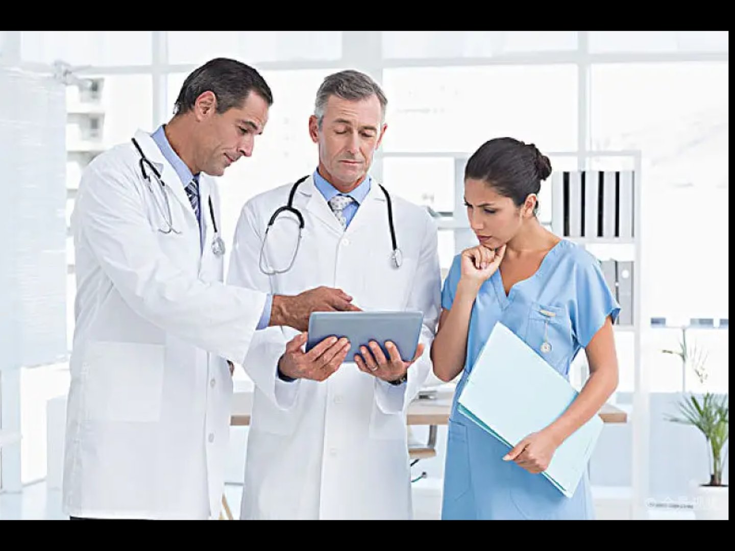 上海120女医生：不吃不喝马不停蹄仍遭埋怨，这个职业有哪些不易与艰辛？