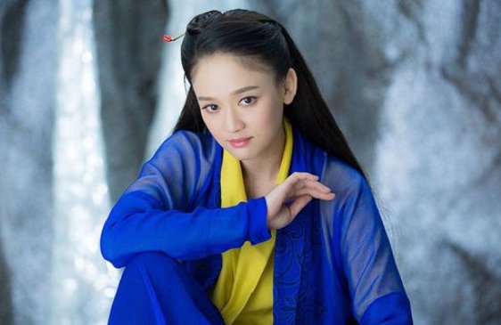 霍建华版的笑傲江湖 哪几集是有东方姑娘的？？