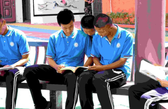 中秋菊盛开――打一成语? ( )a.、闭月羞花b.、花好月圆c.、众星拱月d.、月黑