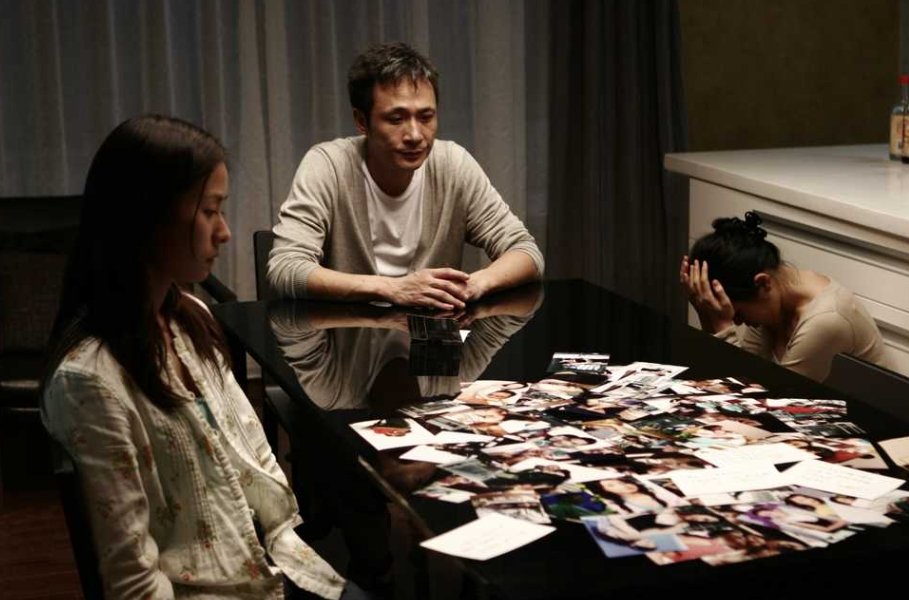 一个上面吃两个?下的电影