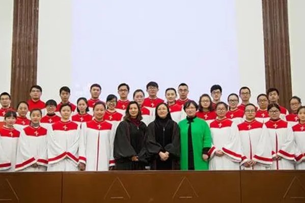 河南神学院是一所怎样的院校？