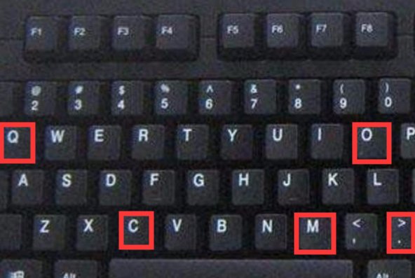 电脑键盘上 输入@qq.com怎么输入