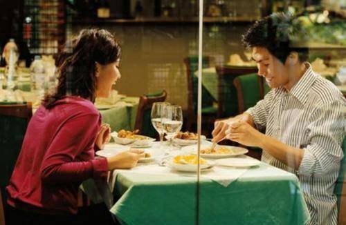 为什么哥哥会特别宠爱妹妹呢？