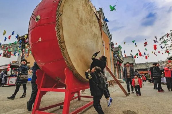 用鼓字造句二年级上册