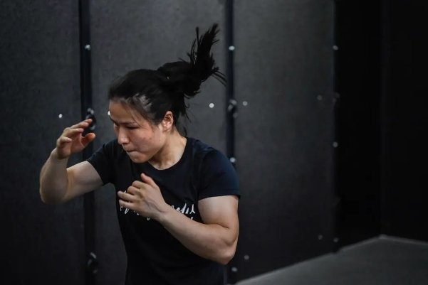 张伟丽的老公是谁