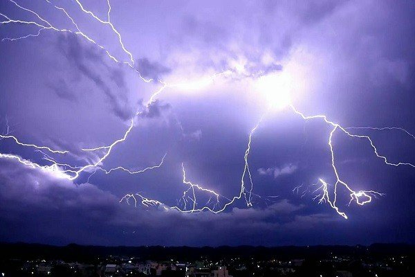十月下雨打雷什么意思