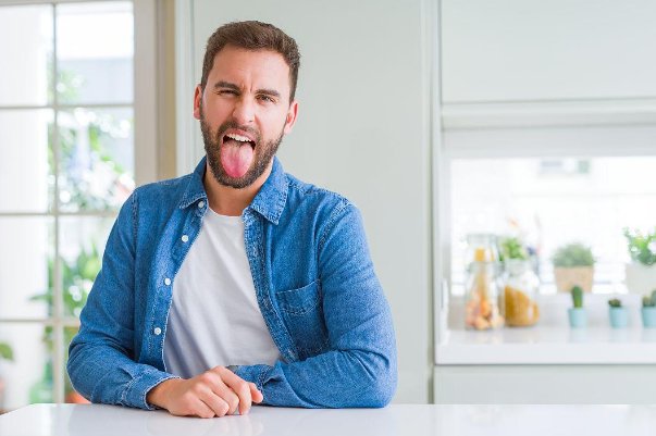 大喘气表情是什么意思？