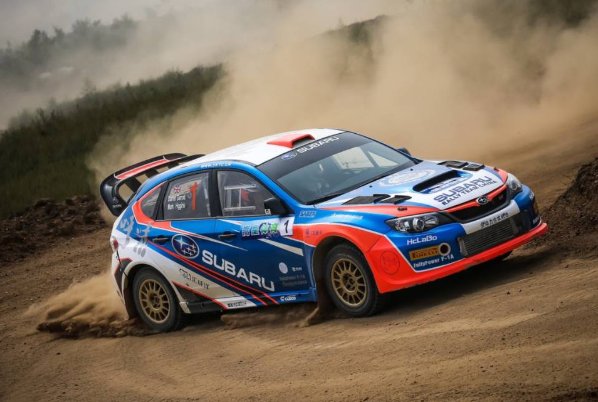 在车里面做运动的感受