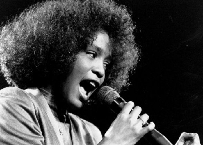 惠特尼休斯顿怎么死的