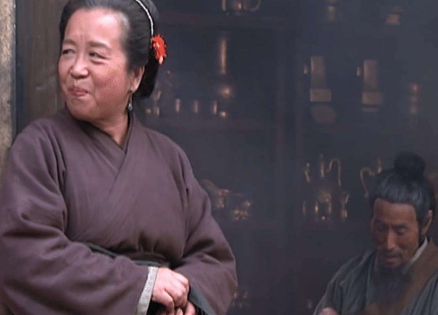 牙婆的解释是什么?