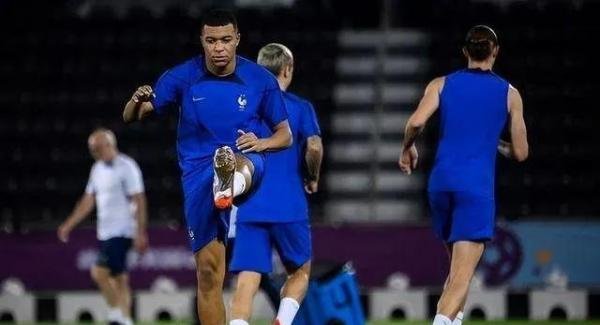 曝姆巴佩恐无缘英法大战 这是咋情况？