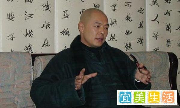 网传张铁林在英国被确诊准备回国，工作室辟谣后为何又删除