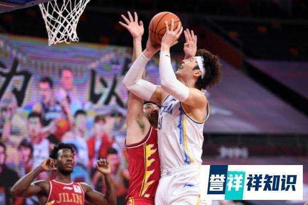 加索尔被大王反超？还真有这个可能，这不湖人还斩获他的签约权！