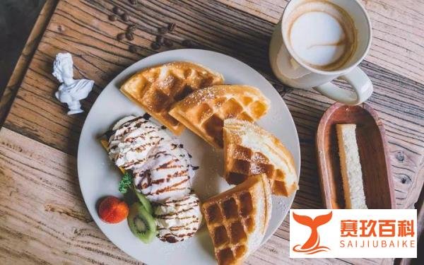 外出饭店就餐，吃到异物10倍赔偿？