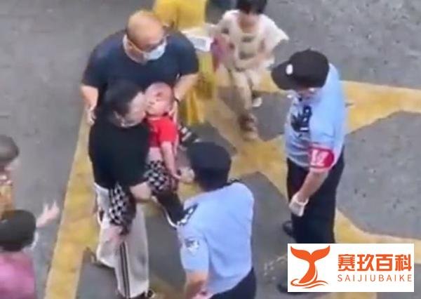 悲剧！父母出门做核酸重庆一3岁男童坠楼，更多细节曝光