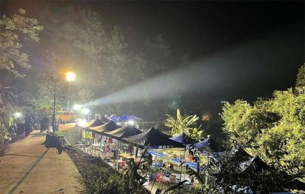 救援直击:尚未发现机上失联人员 这是咋情况？