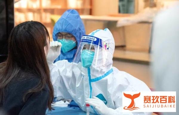 河南3名女大学生,封校期间竟成无症状感染者,原来爬墙出去吃烧烤