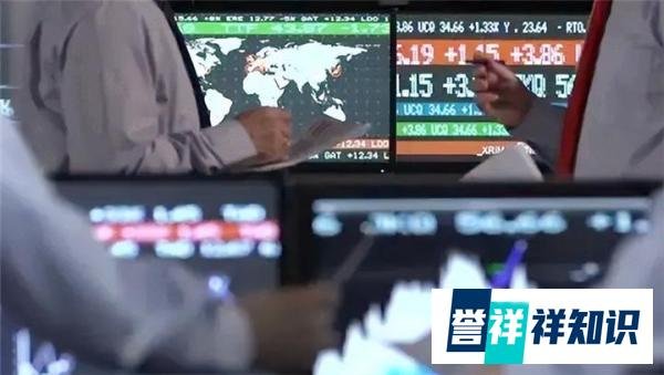 胡塞武装在红海率先开火，美航母迎战！中国趁机抛售5504亿美债