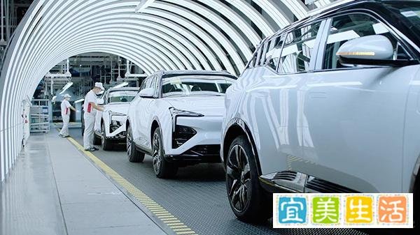 恒大汽车获中东资本5亿美元战略投资，驰援许家印的纽顿集团啥来头?恒大活过来？