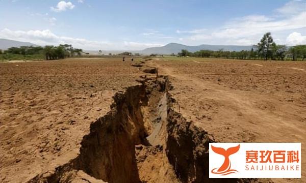 科学家发出警告：非洲大陆正在裂开，我们或将见证第五大洋诞生！