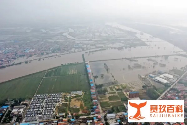 山西暴雨成灾，多地又迎霜冻寒潮，5万多人转移