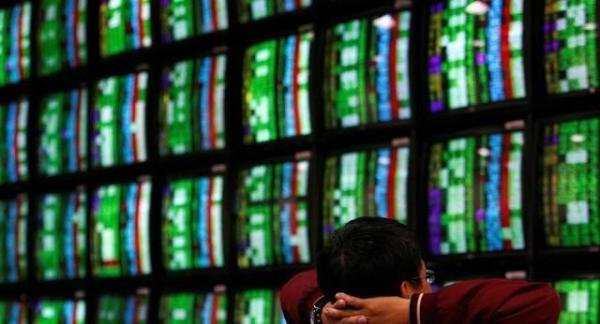 美股一夜蒸发5000亿 苹果就占了1500亿美元