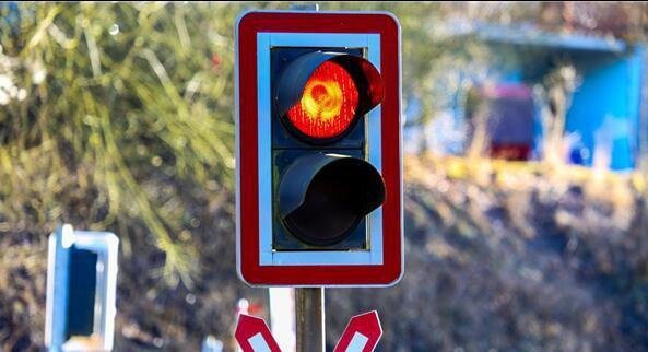 江西铅山红绿灯已恢复正常 这是咋情况？