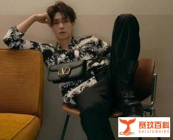 EXO出道10周年之际，张艺兴离开SM娱乐公司