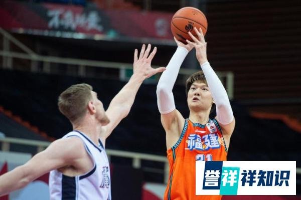 加索尔被大王反超？还真有这个可能，这不湖人还斩获他的签约权！