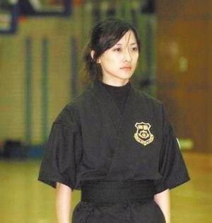 盘点全球五大美女保镖，巾帼之力也能让人颤抖啊