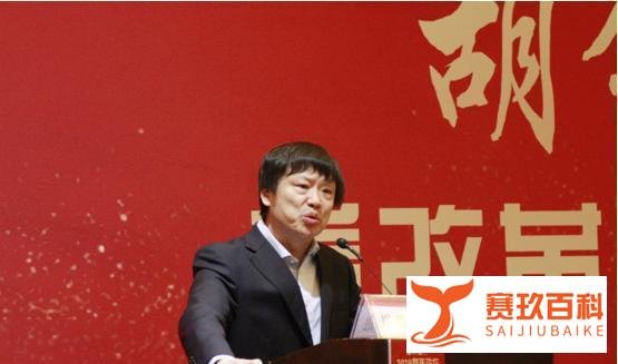 胡锡进认为抗疫可以承受一点损失，马光远讽“饱汉不知饿汉饥”