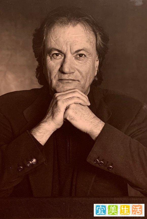 腾讯5000万美元增持拼多多；传奇设计师Sergio Rossi因新冠肺炎去世