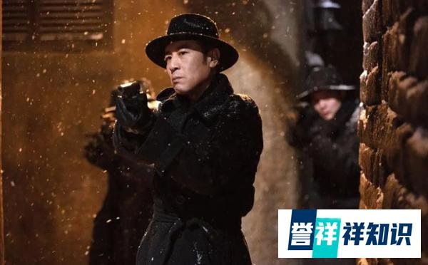 《坚如磐石》票房破12亿，成张艺谋票房第二高电影
