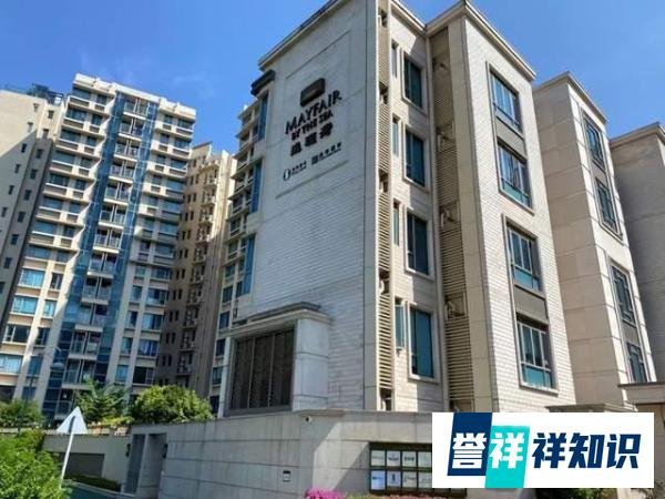 王祖蓝4110万出售香港豪宅，全家移居上海！买主身份疑似曝光