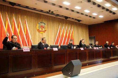 中央、省、市、县每年的“两会”召开的时间是什么顺序？