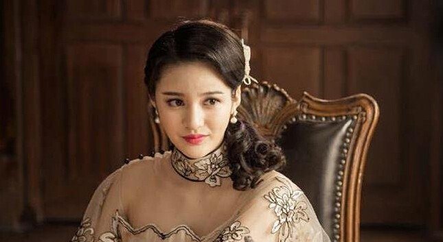 老九门里扮演三娘的是谁