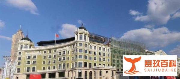 哈尔滨一酒店从6层“长”到9层 执法部门认定违建却无法拆除