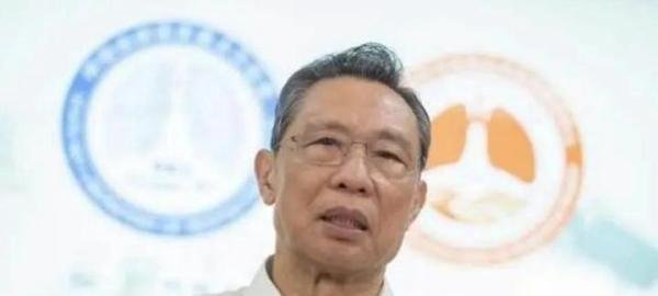 钟南山谈何时中国可以完全开放