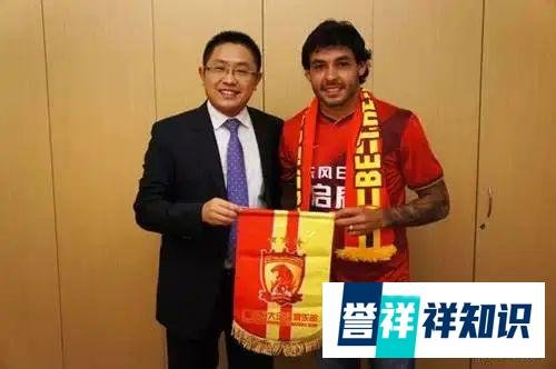 高拉特确认放弃中国国籍,正在恢复巴西国籍,如何看待中国足球的归化政策?
