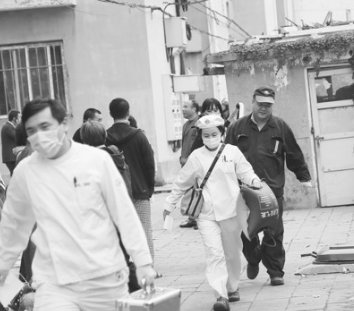 陕西高三女生连写13个“对不起”后自杀身亡，有哪些信息值得关注？