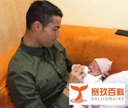 已有5孩的C罗至今未婚，却誓要生7孩，在痛失第6子后，首次谈丧子之痛