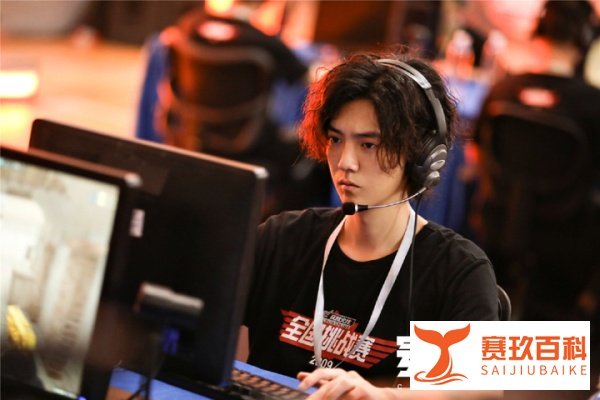 《穿越火线》结局：肖枫醒来，路小北拿下冠军，许蔚死于车祸