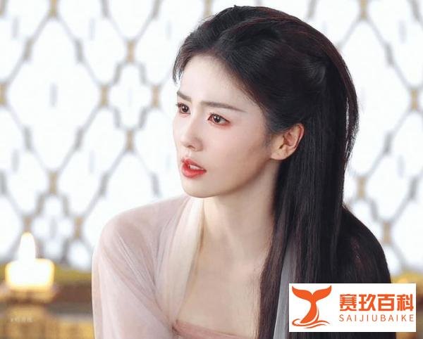 白鹿新剧《攻玉》引热议!古风女主捉妖大戏,看到男主:期待了!
