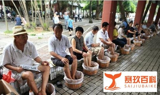 华大董事长要求员工须活到100岁，扯淡也得有个度！