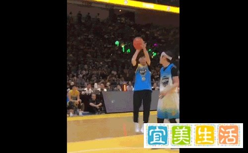 这波真酸了！周杰伦狂晒CBA冠军戒指！公开喊话书豪、艾伦……