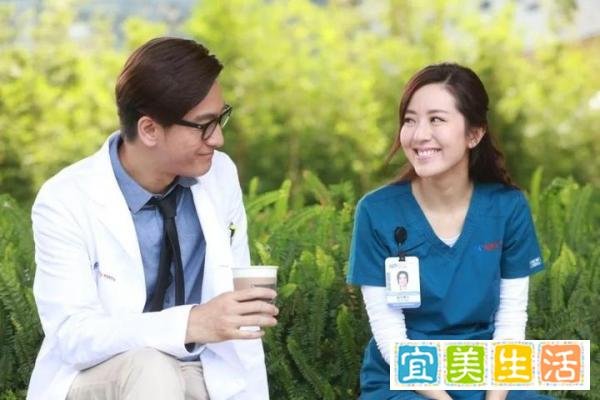 马国明被阿妈踢爆“金屋藏娇”，再次回应和唐诗咏的关系！