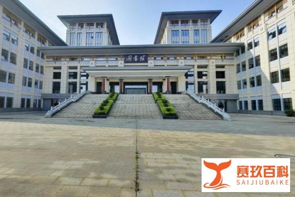 高校回应让男生进女宿舍楼洗澡:热水泵坏了临时安排,后续加强管理